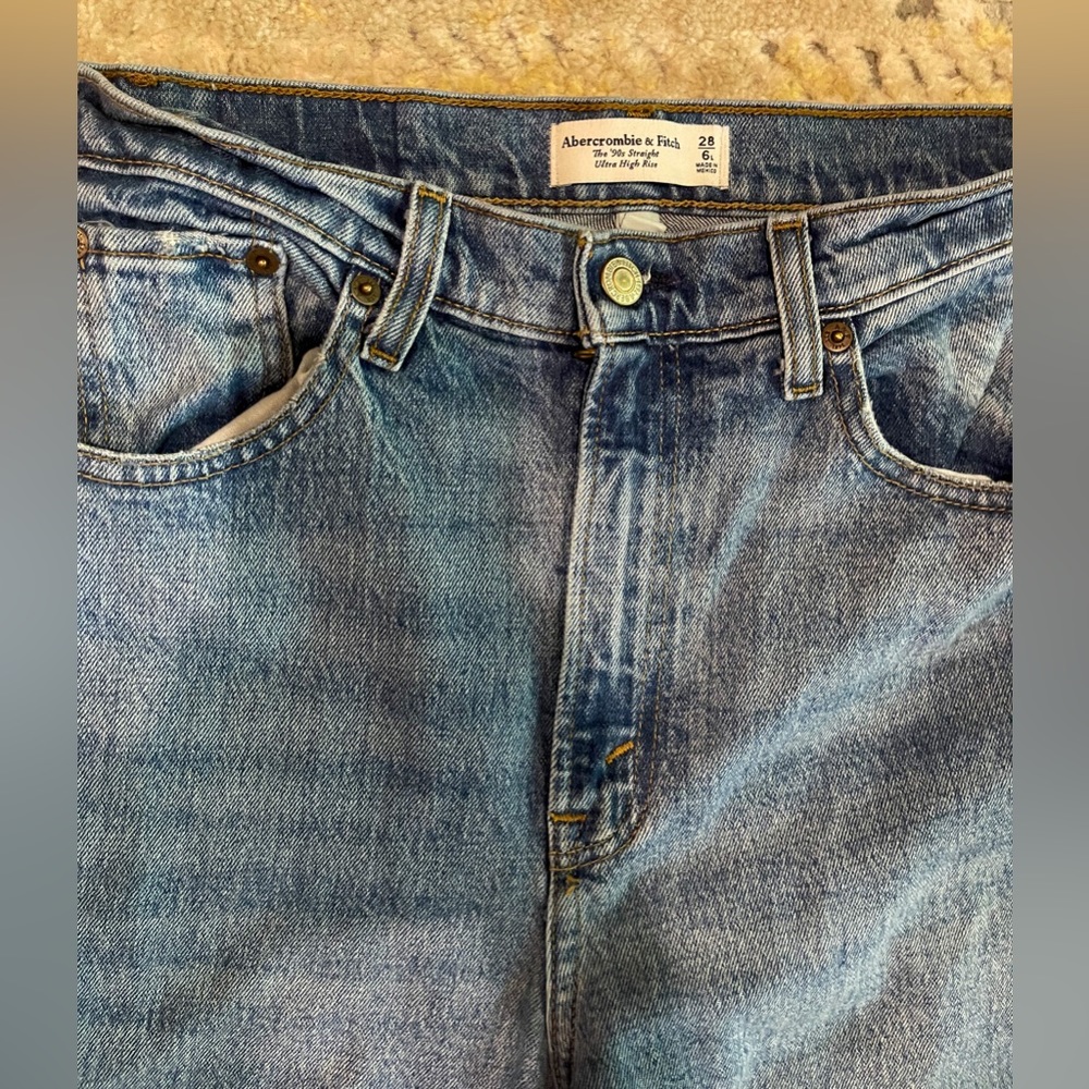 Abercrombie curve love 90s ultra high rise blue jeans